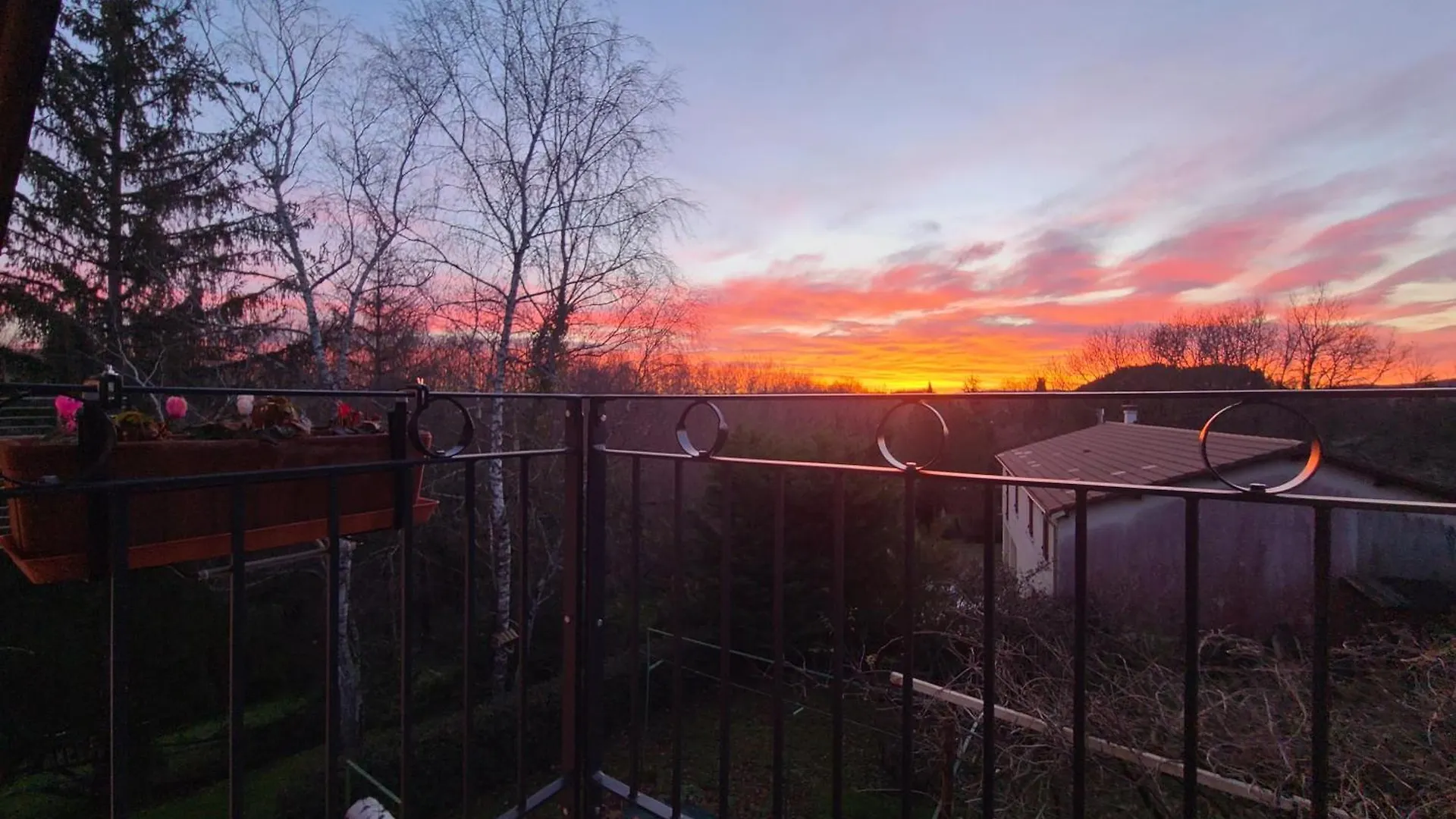 - - - - -Les Colombages - - - - Chambre D'Hotes-Gite- Classement Gite 3 Etoiles Mirepoix  Apartamento